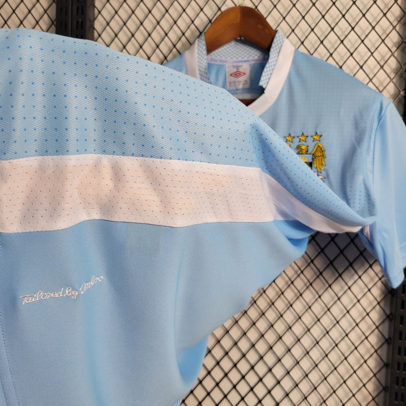 Camisa Manchester City Home 2011/12 - Umbro Retrô Masculina - Azul/Branca