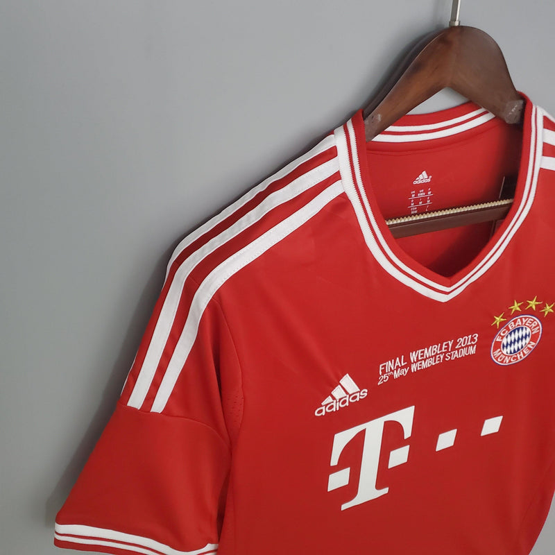 Camisa Bayern de Munique Home 2013/14 - Champions League - Adidas Retrô Masculina - Vermelha/Branca