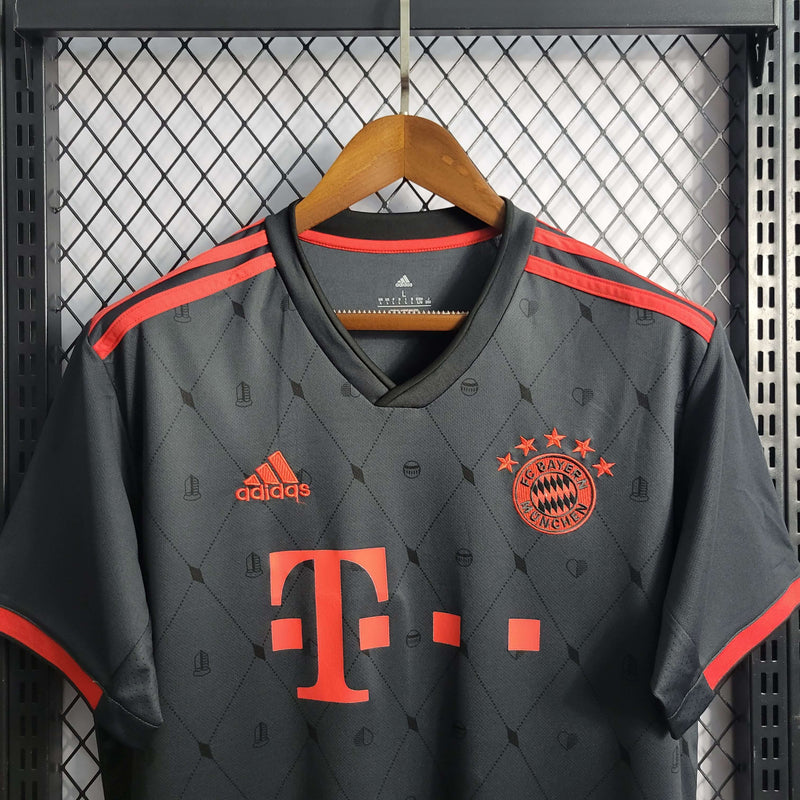 Camisa Bayern de Munique III 2022/23 - Adidas Torcedor Masculina - Preta/Vermelha