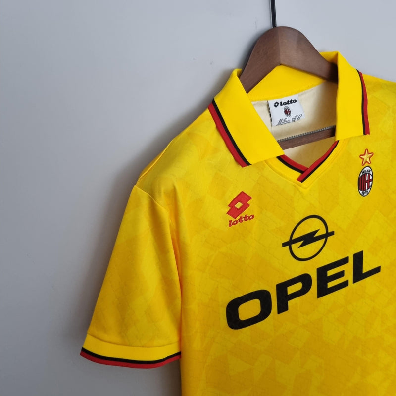Camisa Milan Away 1995/96 - Lotto Retrô Masculina - Amarela/Preta