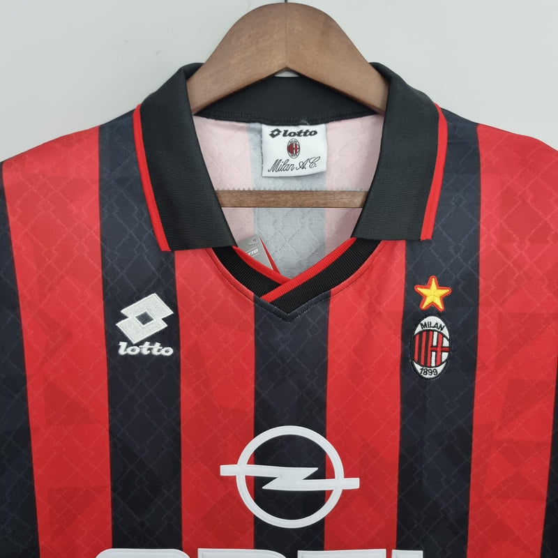 Camisa Milan Home 1995/96 - Lotto Retrô Masculina - Vermelha/Preta