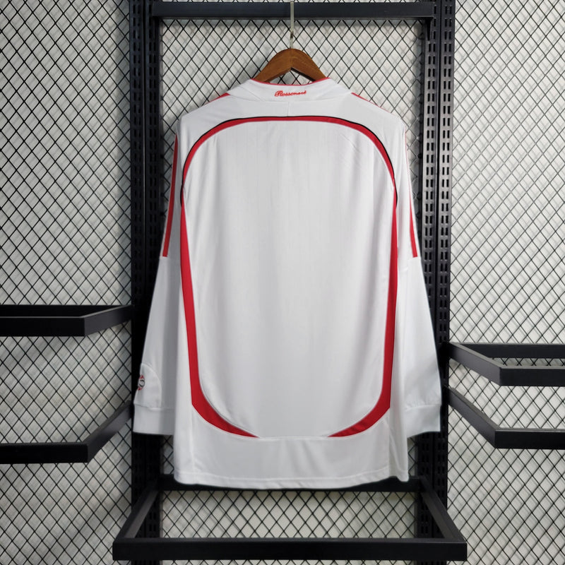 Camisa Manga Longa Milan Away 2006/07 - Adidas Retrô  Masculina - Branca/Vermelha