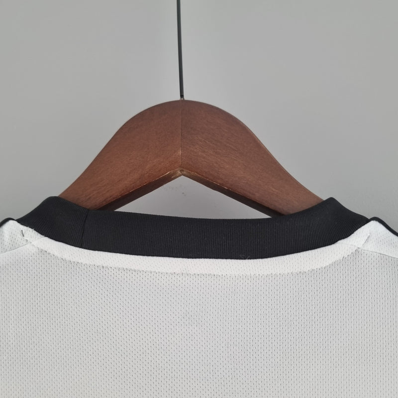 Camisa Juventus Home 2022/23 - Adidas Torcedor Masculina - Branca/Preta