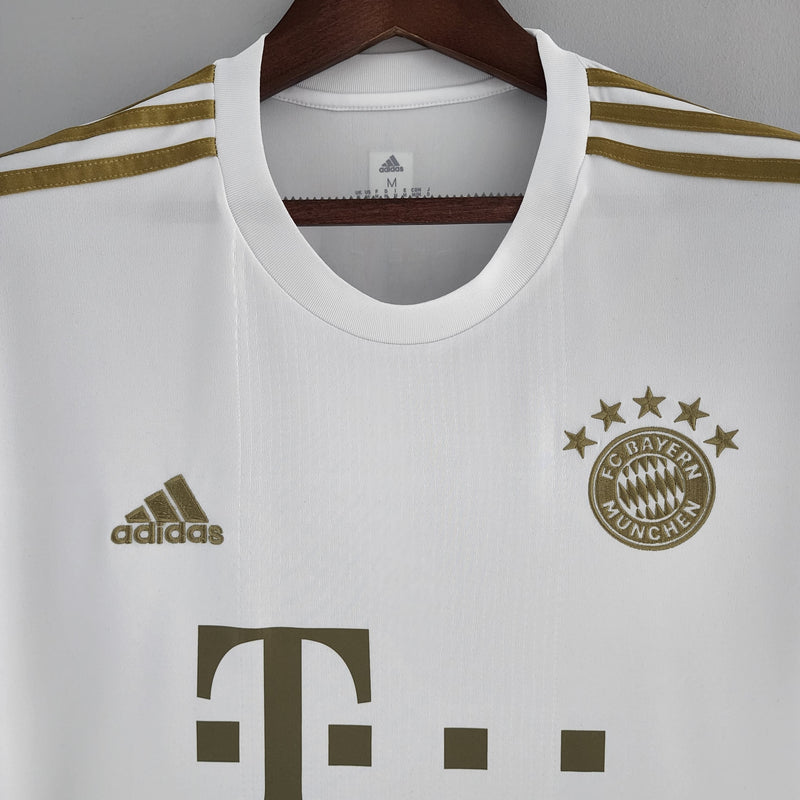 Camisa Bayern de Munique Away 2022/23 - Adidas Torcedor Masculina - Branca/Dorada